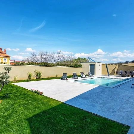 Villa Ulysses -private Pool, Sauna & Jacuzzi Vodnjan
